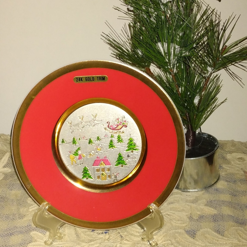 Vtg  Decorative Christmas Chokin Plate